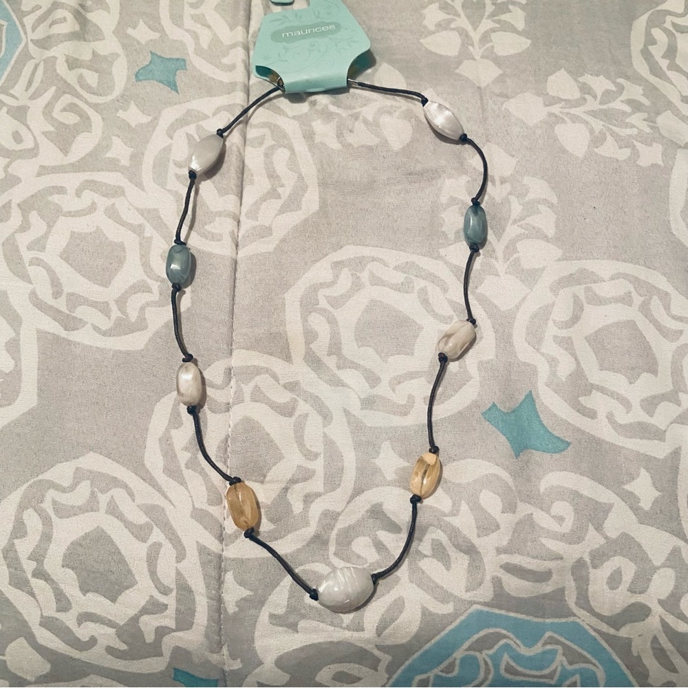 Vintage Maurices Multicolor Beaded Necklace - Picture 7 of 9